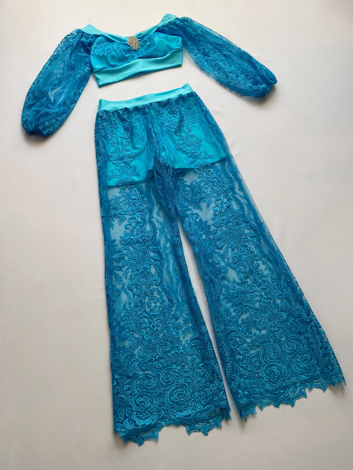 NIKITA Set in AQUA BLUE