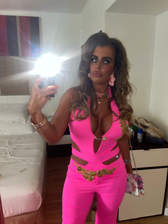 TYLA Set in HOT PINK