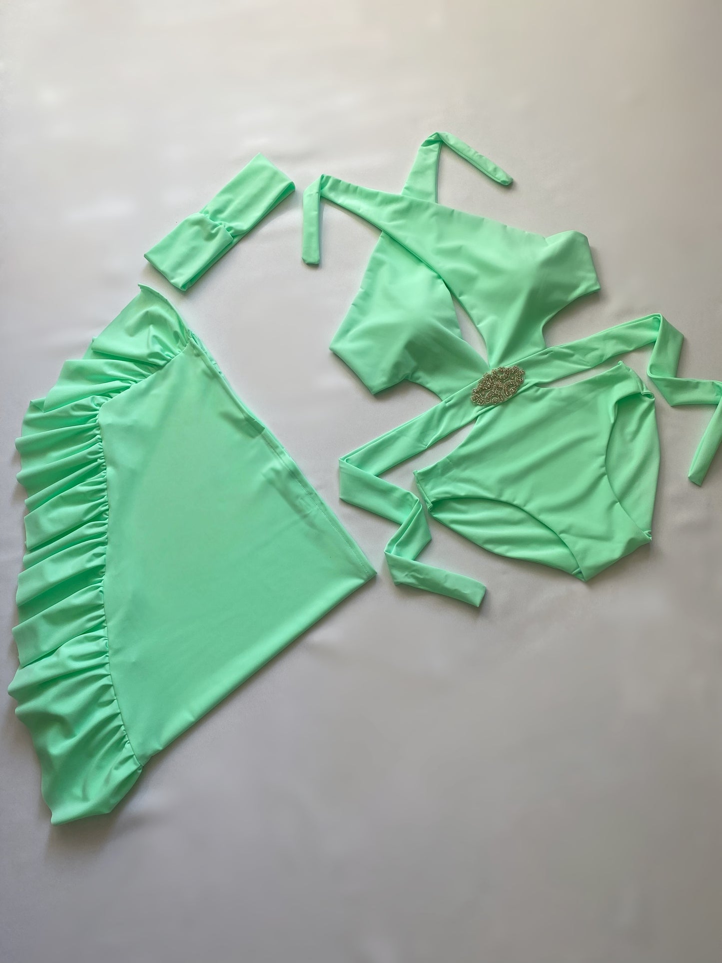 LAGUNA Set in MINT GREEN