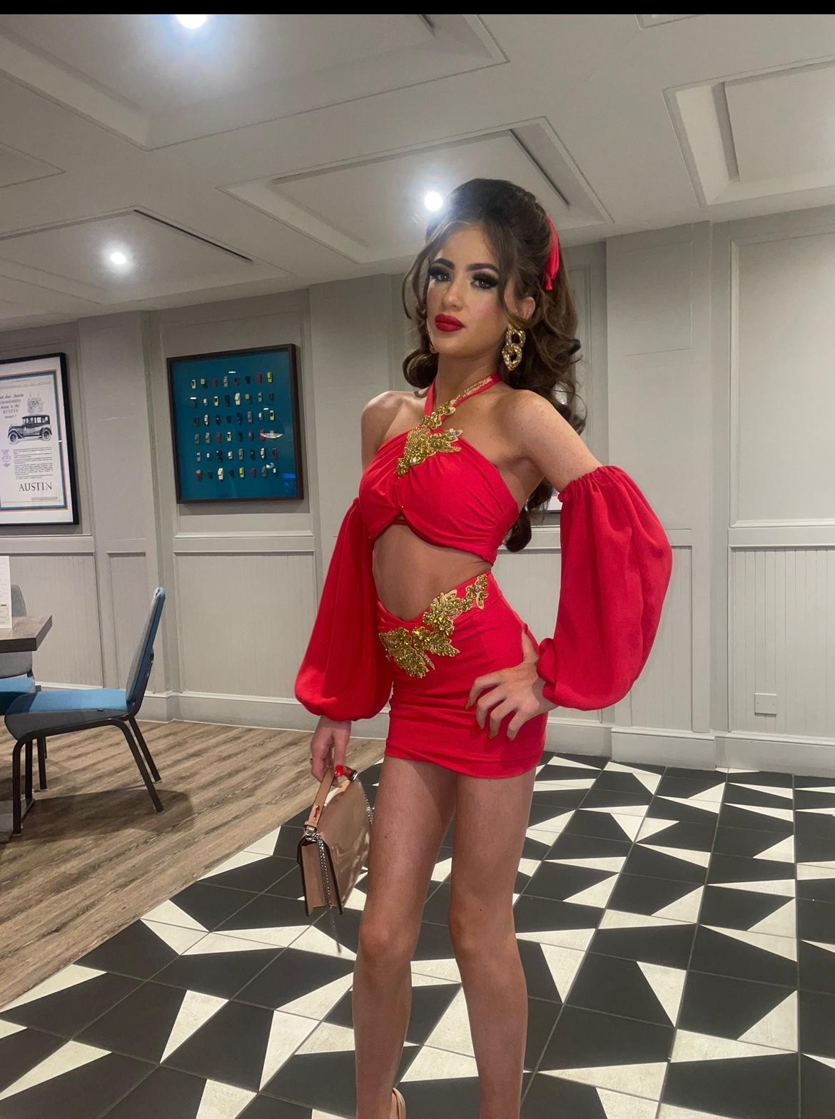 PAMELA Set in RED
