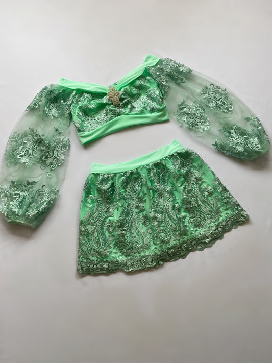 NIKKI Set in MINT