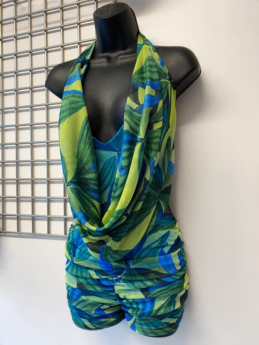 IRINA set in PALM LEAF