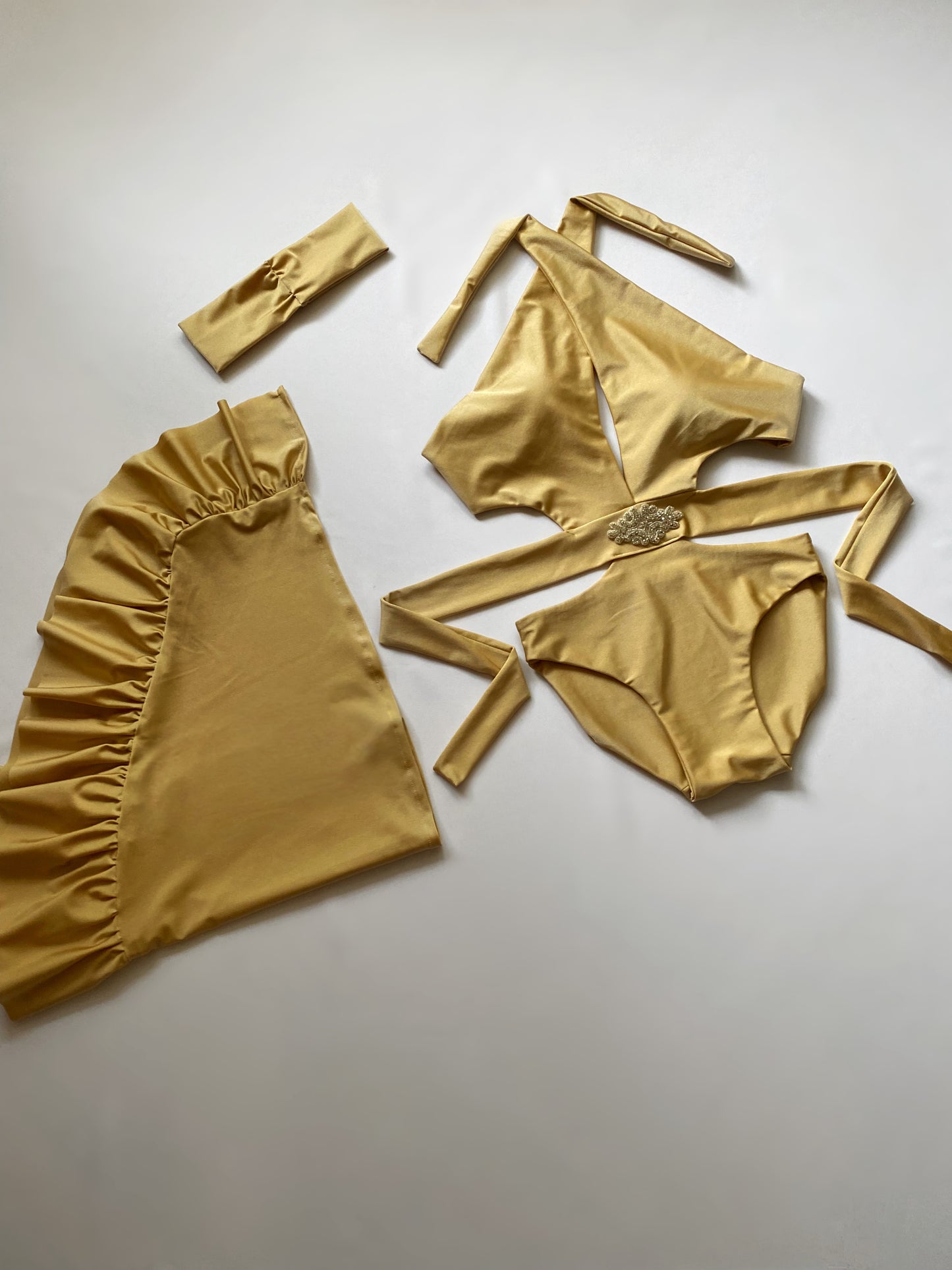 LAGUNA Set in GOLD