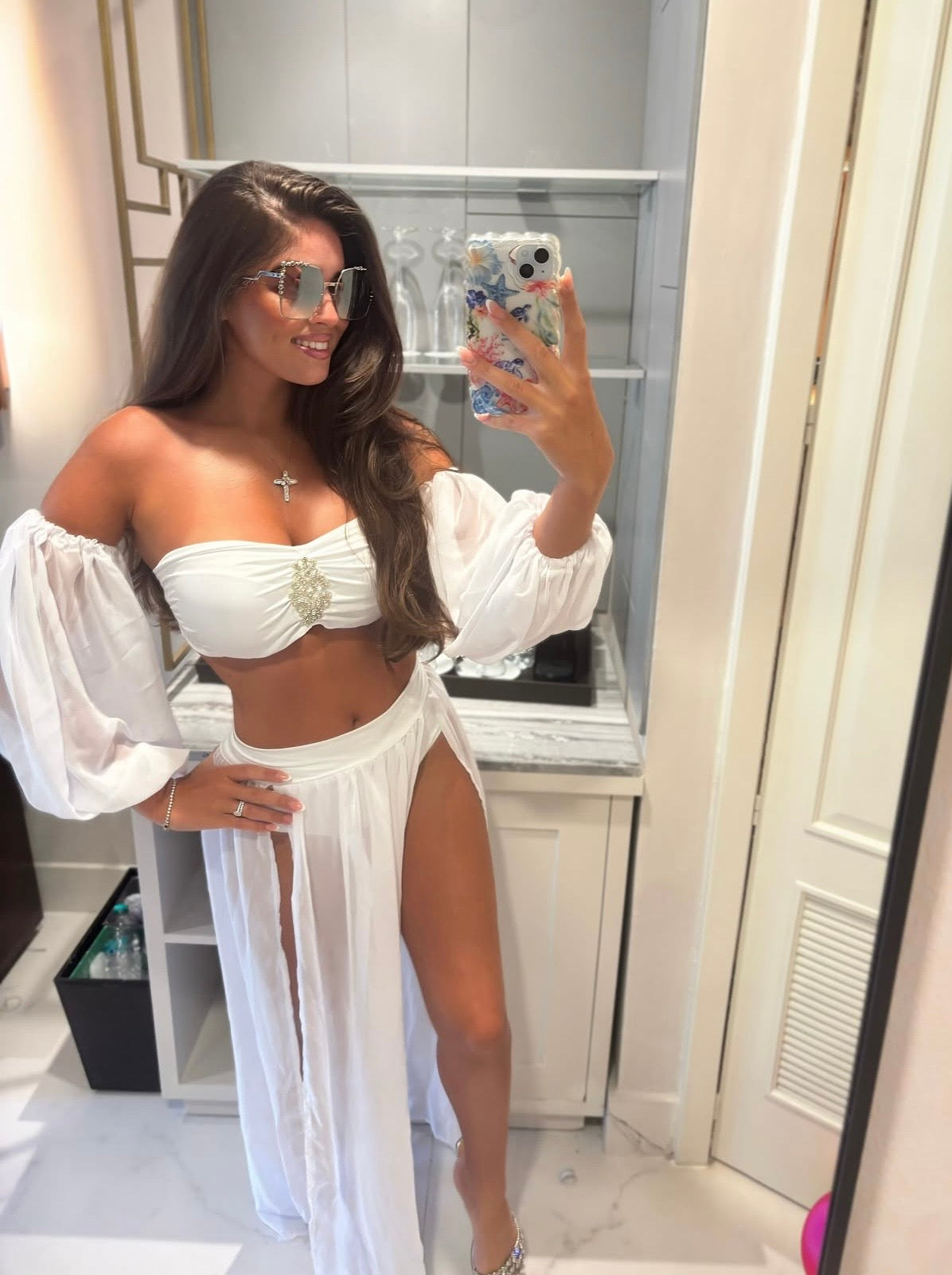 ALESANDRA Set in WHITE