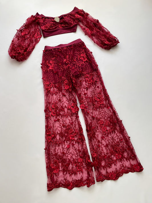 NIKITA Set in CHERRY RED